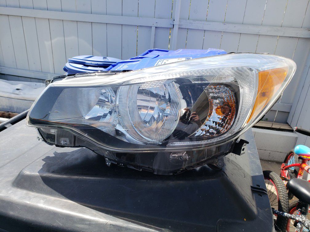 Subaru Impreza Headlight Left