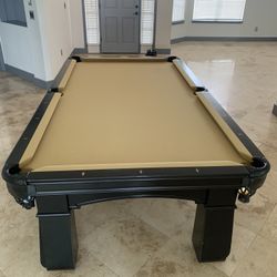 Vitalie Pool Table With Pool Cues 