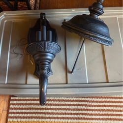 Large Maxim Outdoor Wall Mount Light