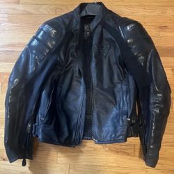 Dainese Stingray Leather Motorcycle Jacket   