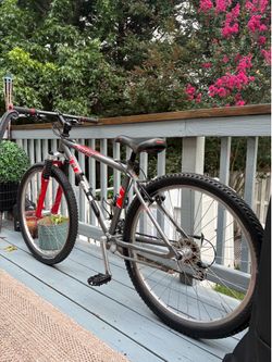 Trek 6000 Alpha Aluminum Mountain Bike – Shimano Deore LX – 18.5” Frame