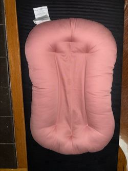 Snuggle Me organic infant lounger