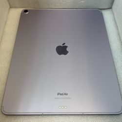 iPad Air 13” M2 128gb Unlocked - Babcock