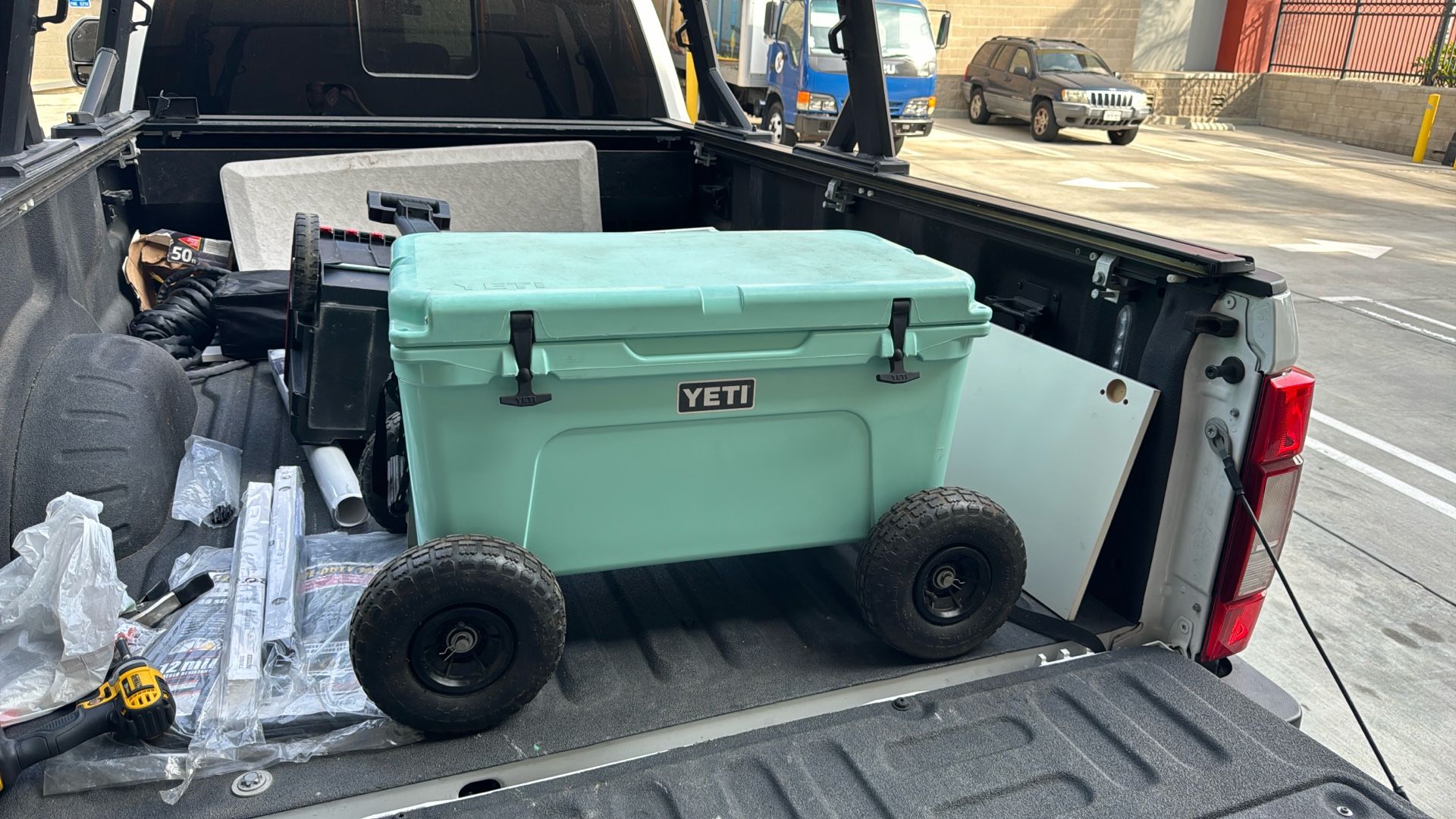 Yeti 65 Cooler (