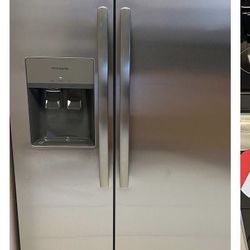 Frigidaire $1 - Moving 