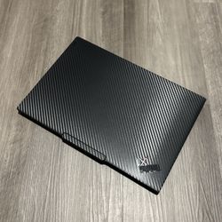 Lenovo ThinkPad X1 Carbon Gen 12 – Intel Ultra 5 125U, 16GB RAM, 256GB SSD