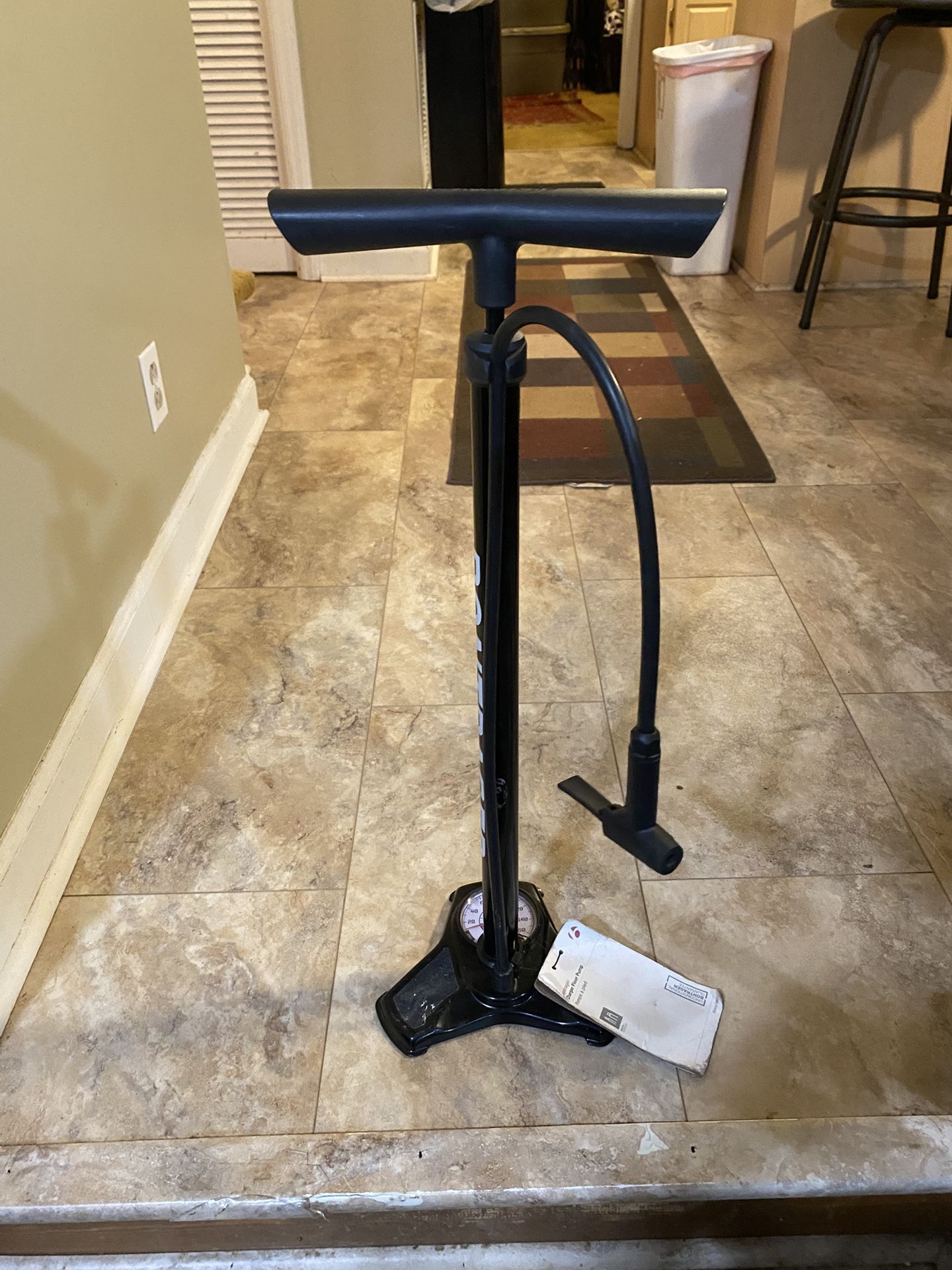 Bontrager- Charger Floor Pump