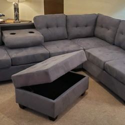 Reversible Sectional w/Chaise Dark Grey Fabric