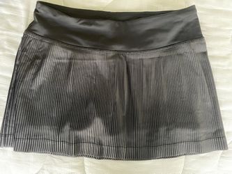 Lululemon Skirt - Black