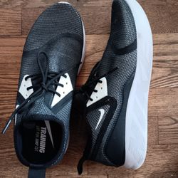 Mens Nike Shoes Size 11