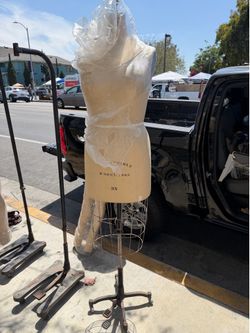 Dress form