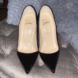 Louboutin So Kate 120 Black