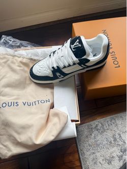 Father’s Day gift 🎁 $300 brand new ask for your size please
