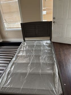 Twin Beds With Boogie Board
