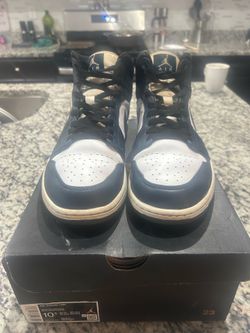 Size 10.5 - Jordan 1 Mid ‘Armory Navy’