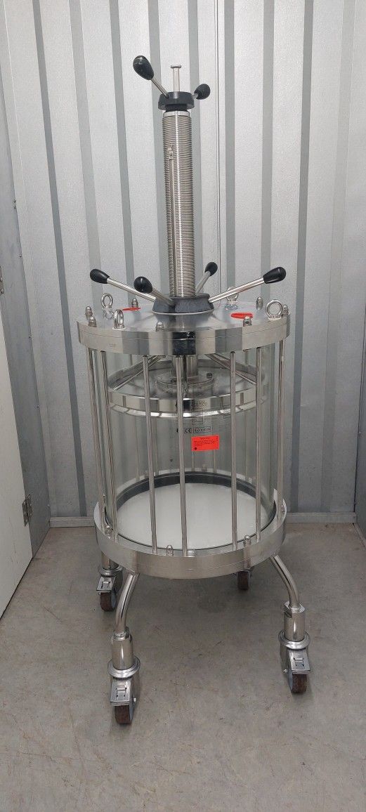 GE HEALTHCARE BPG 450/500 CHROMATOGRAPHY COLUMN