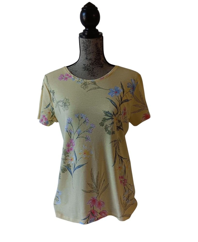 Croft & Barrow classic tee women's yellow floral short-sleeve size M