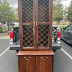 Bookcase/office furniture 