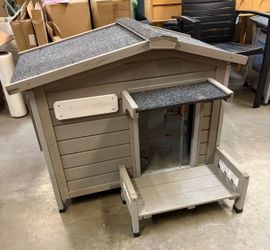 Weatherproof Durable Dog Kennel with Porch 27.8″H-PET66