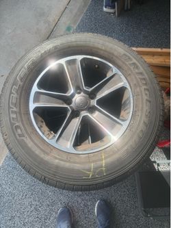 5 jeep rims and tires