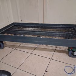Utility cart w/locking wheels adjustable