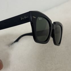 Ray-ban sunglasses 