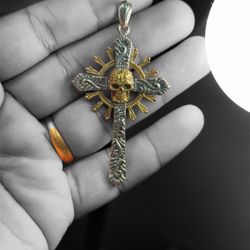 925 Sterling Silver Gothic Skull Cross Pendant with Gold Sunburst – 14g