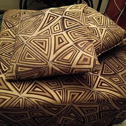 Large Ottoman With Pillows 