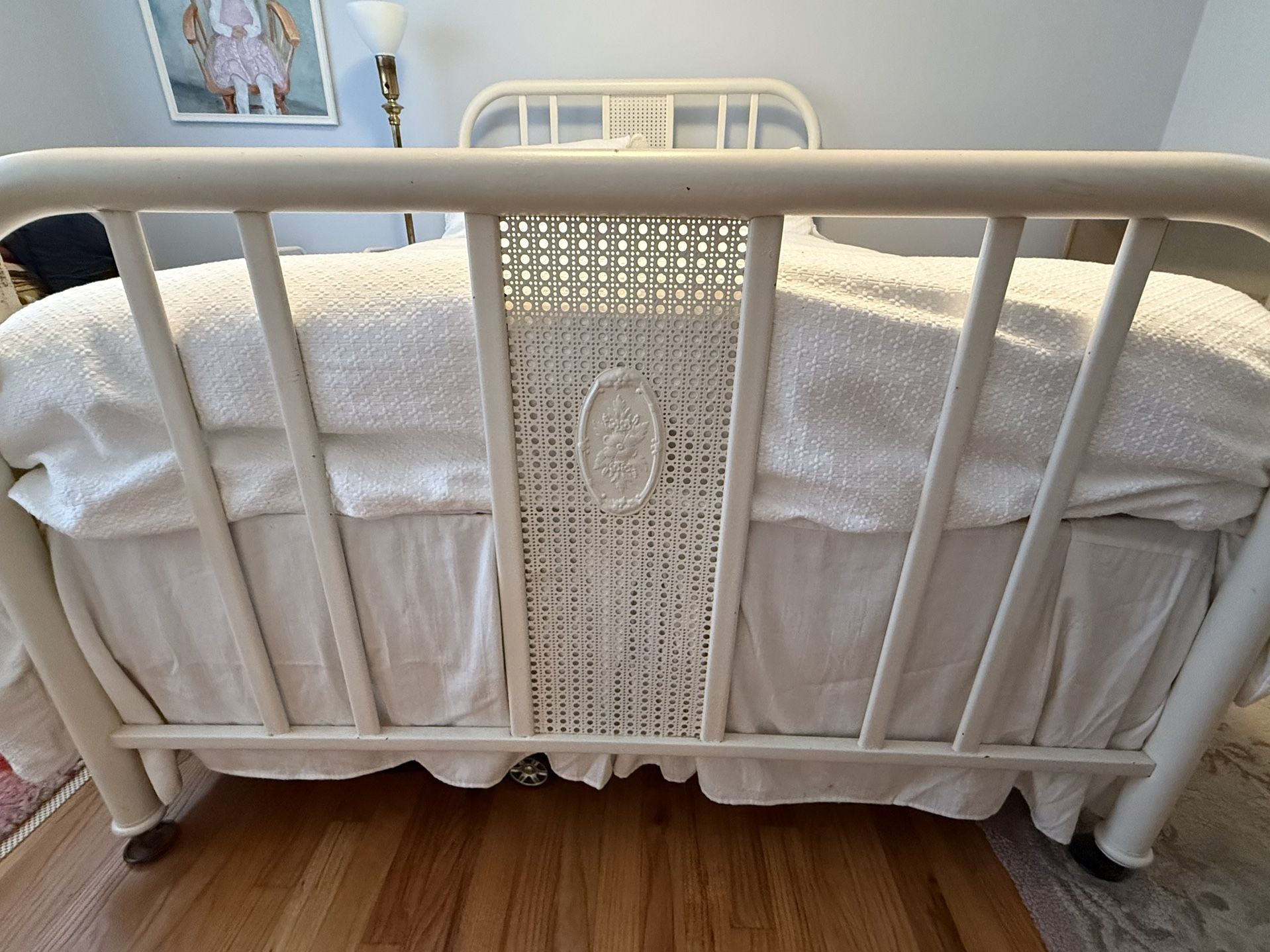 Metal Bed w Mattresses Full