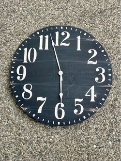 Farmhouse Wall Clock 2'