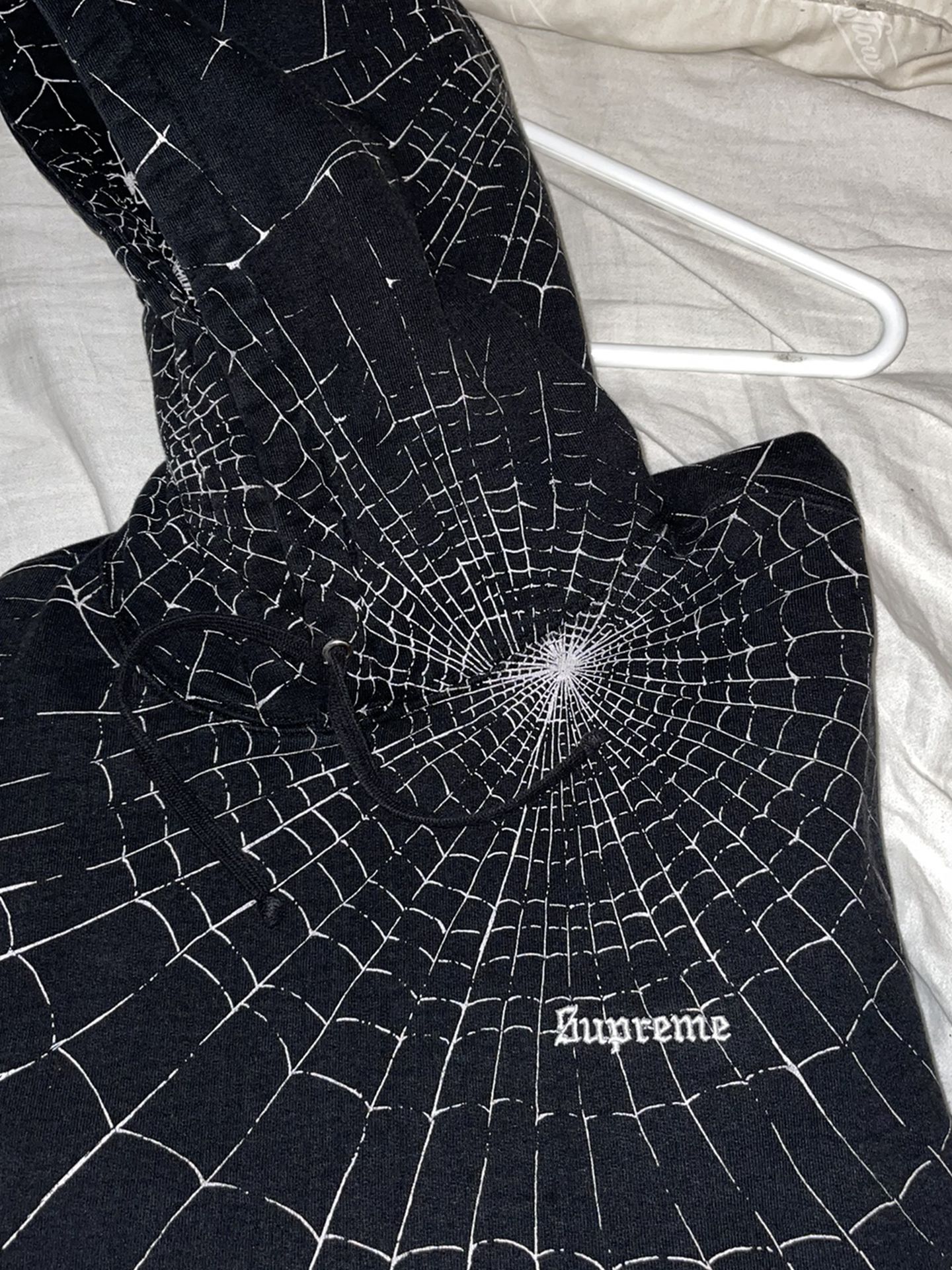 Supreme  Spider Web Sweat Parker