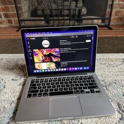 Apple MacBook Pro Laptop For Sale Great Condition Intel i5 Core 2.7GHz