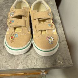 Elmo Vans