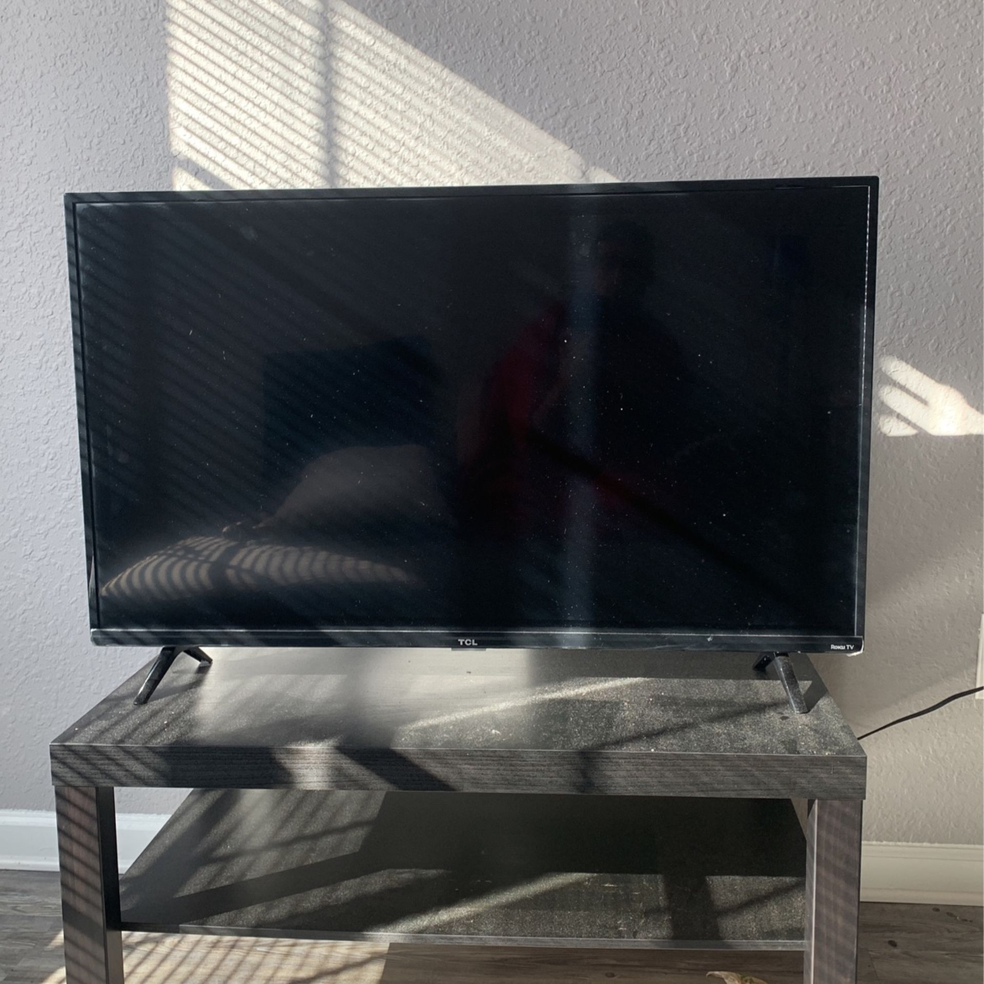 43” Roku TV 4K TCL