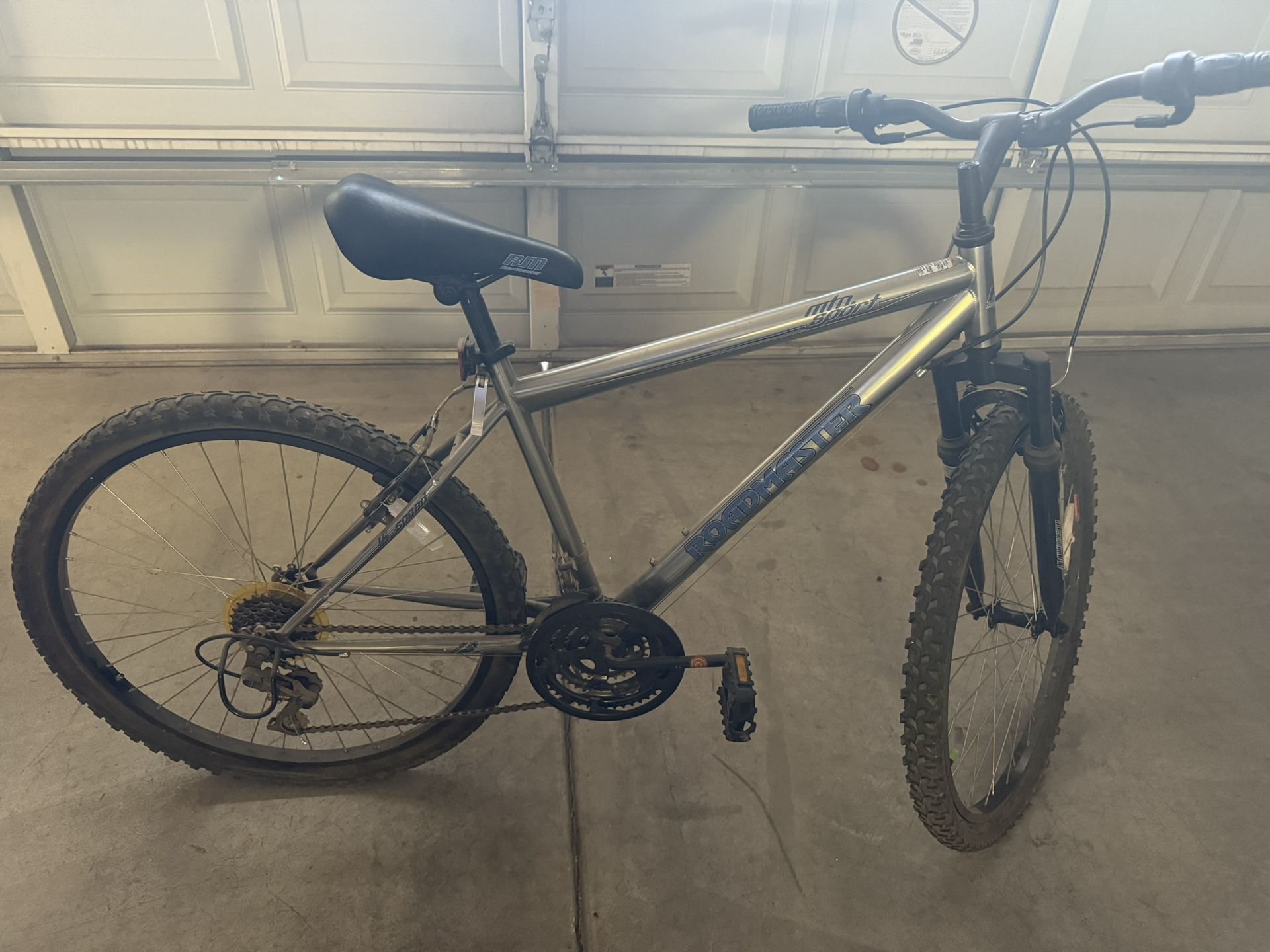 Roadmaster Mountain Bike 26 Inch