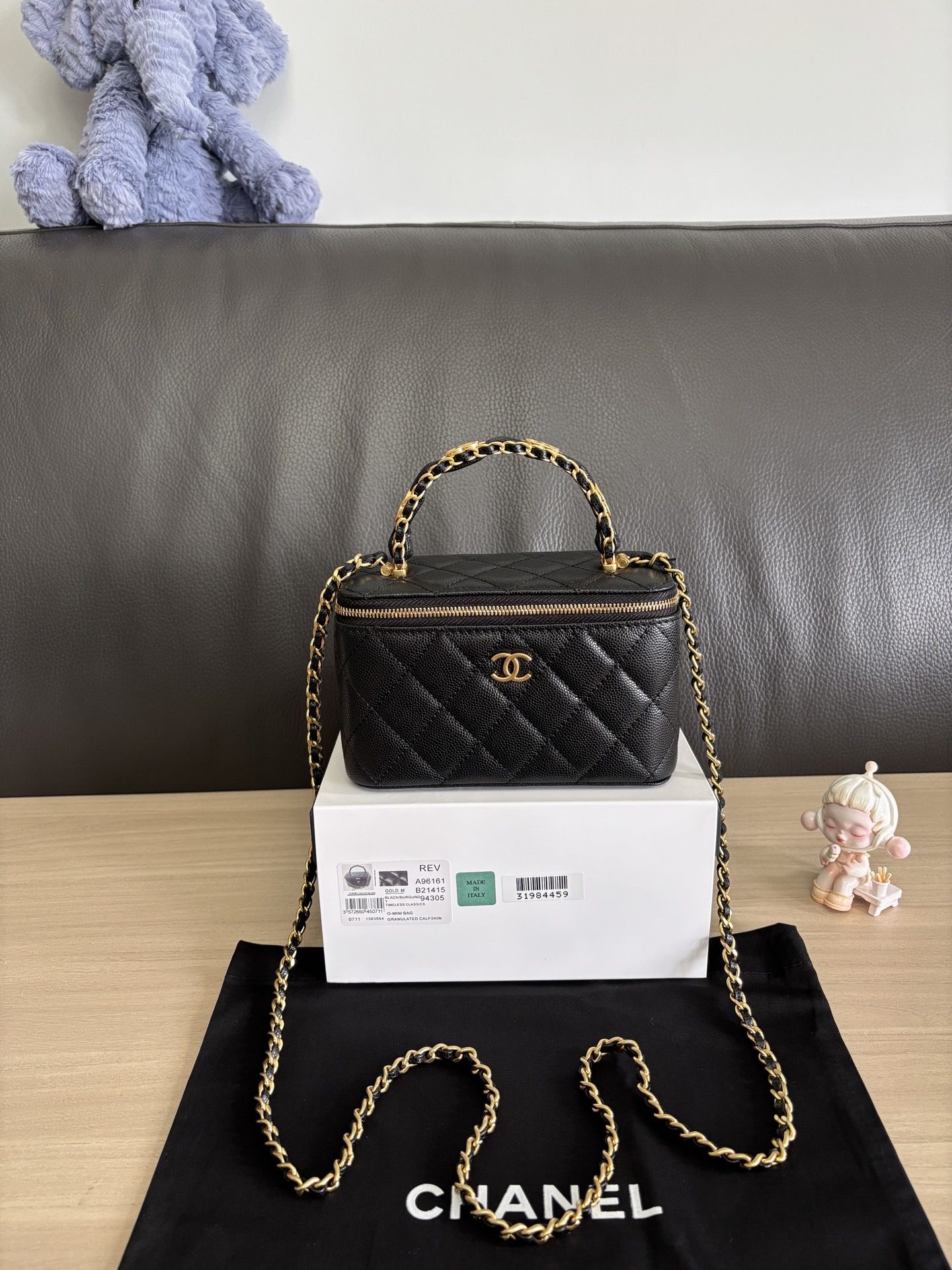 makeup box