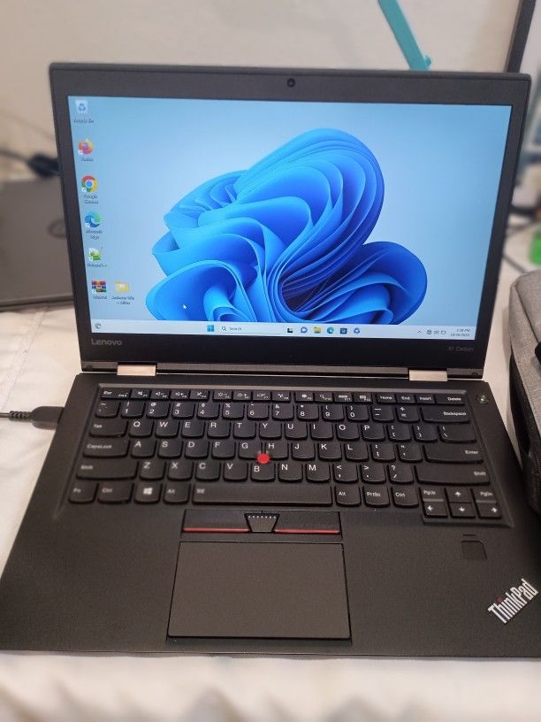 Lenovo Thinkpad Carbon X1  LAPTOP