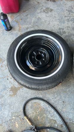 1966 Mustang 4 Lug 14 Inch Tires Are 80 %