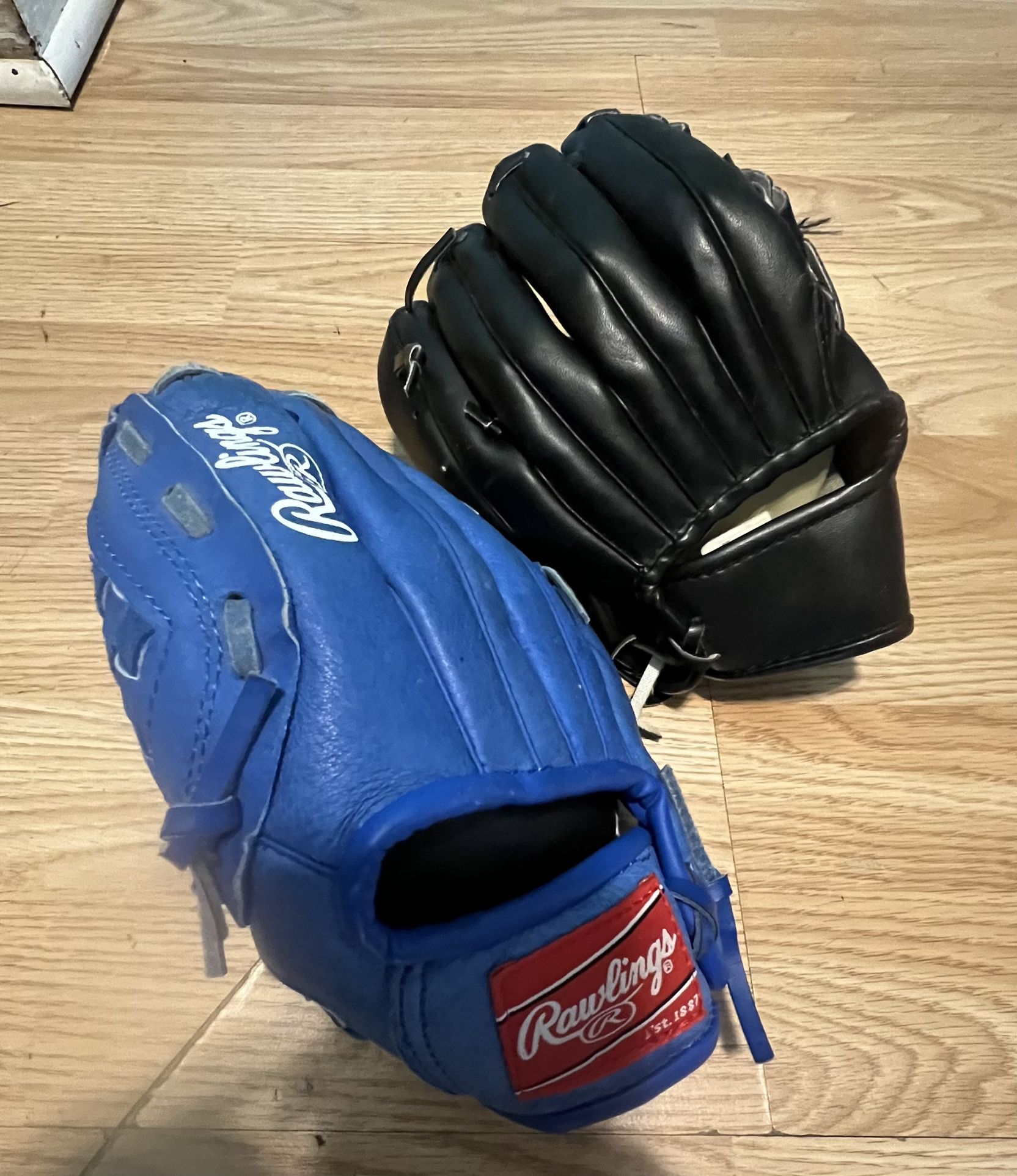 Children’s T-Ball Gloves