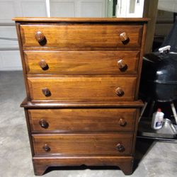 Wood dresser