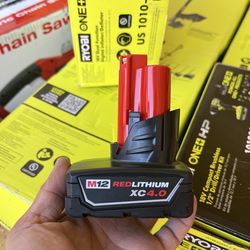 Milwaukee M12 12-Volt Lithium-Ion XC Extended Capacity Battery Pack 4.0Ah