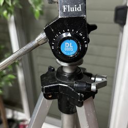 Fluid tripod Amazing For Video / Film It Glides 