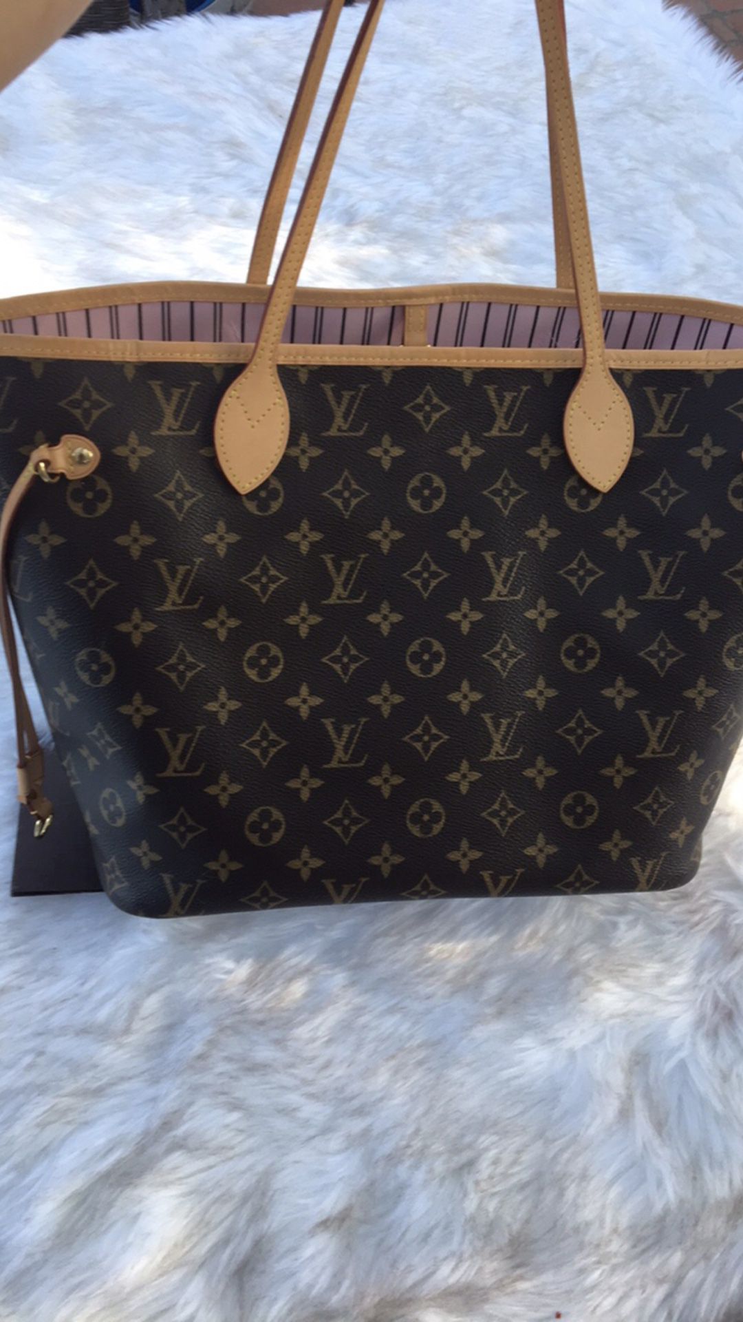 Louis Vuitton Neverfull MM for Sale in Irvine, CA - OfferUp