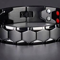 GORGEOUS MAGNETIC TITANIUM STEEL BRACELET 