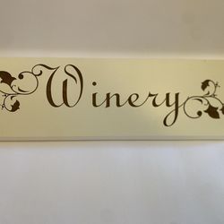 Vintage-Style Winery Sign Wooden Plaque with Grape Vine Decor - Rustic Home Bar