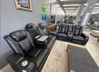 Caveman power Reclining Sofa and Loveseat and Recliner Color Options Only $39 Down Payment 👉 PLEASE ASK FOR JON GREEN WHEN YOU ARRIVE!