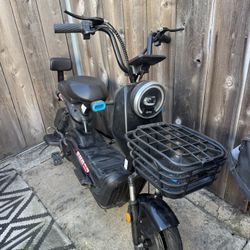 Electric Scooter E-scooter