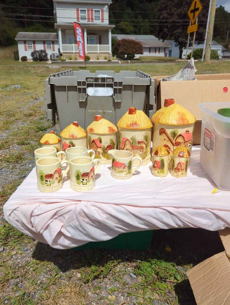 Mark's And Rosenfeld Vintage Farmhouse Canister, Mugs And Creamer Set