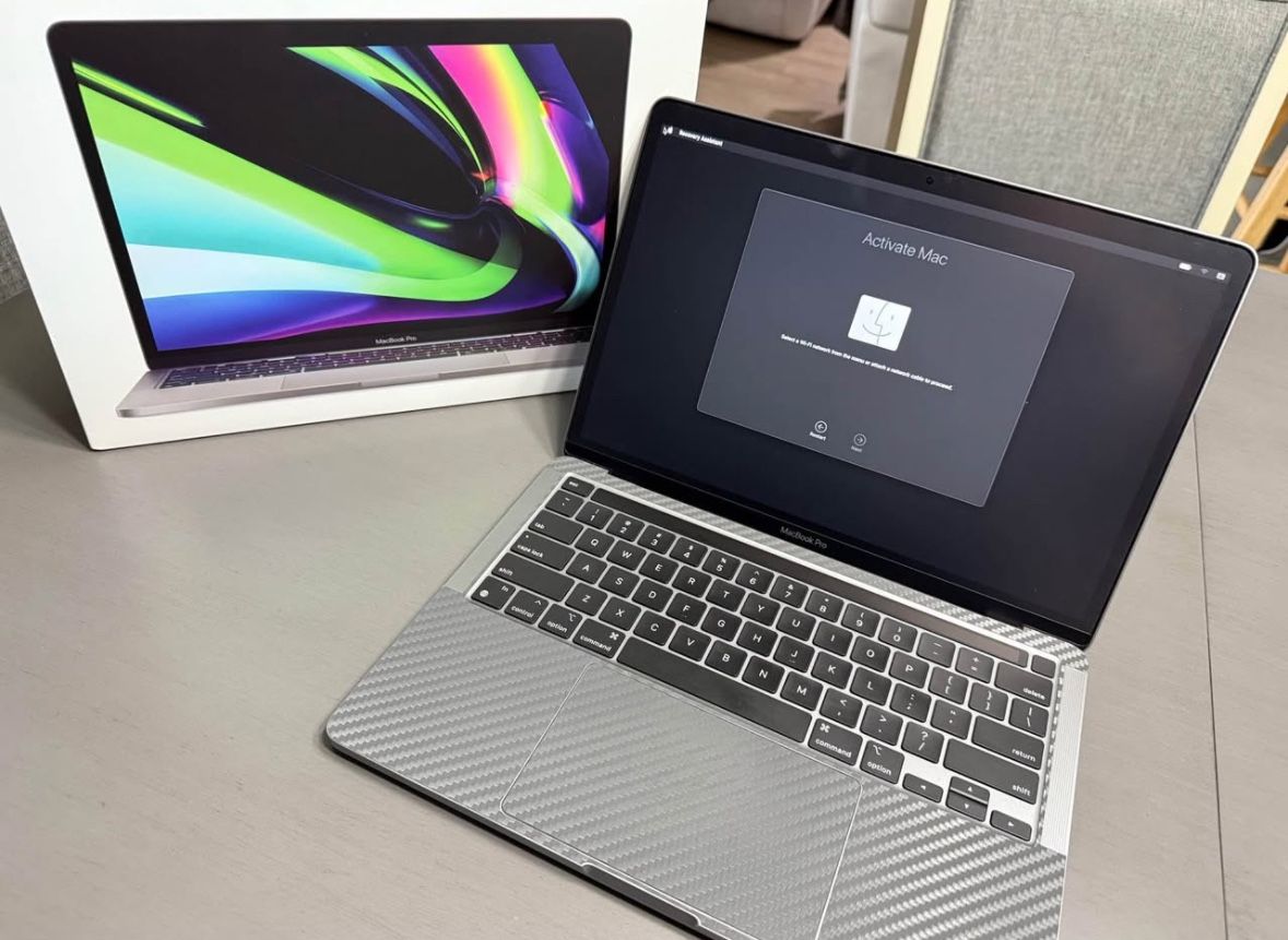 MacBook Pro 13-inch M1 2020 16GB Memory, 1TB SSD, With Touch Bar, Space Grey .