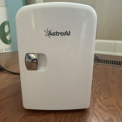 AstroAI Mini Fridge